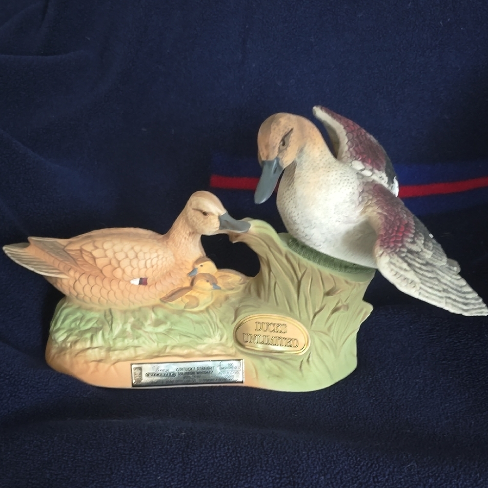 VTG Jim Beam 1988 Ducks Unlimited Male & Female Gadwall Duck Whiskey Decanter